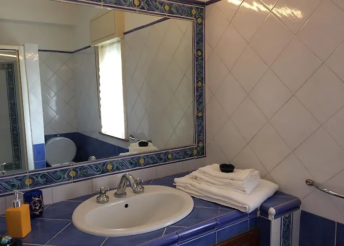 Pensión Etna View 3*